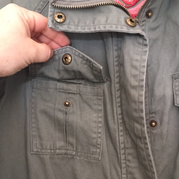 Light khaki jacket made by Style &Co. size 1x - Picture 6 of 7